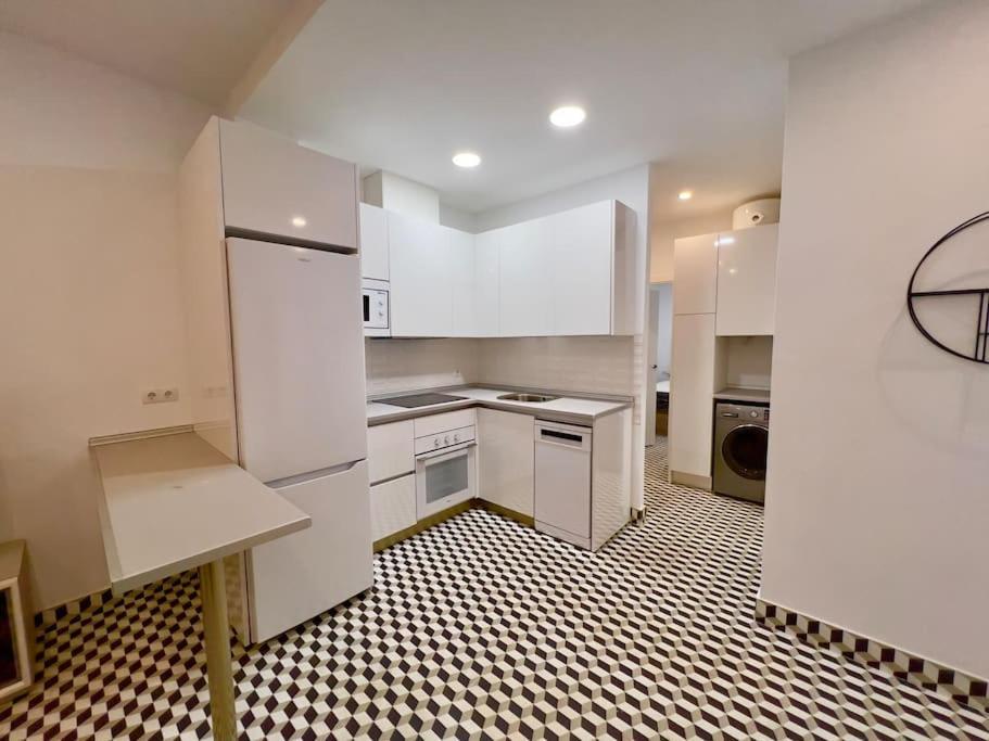 Rockside Residences Suites La Linea N1 La Línea de la Concepción Esterno foto