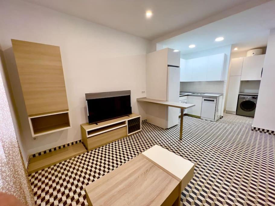 Rockside Residences Suites La Linea N1 La Línea de la Concepción Esterno foto